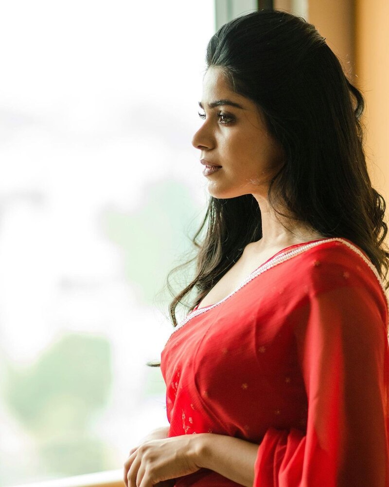 Divya bharathy new hot