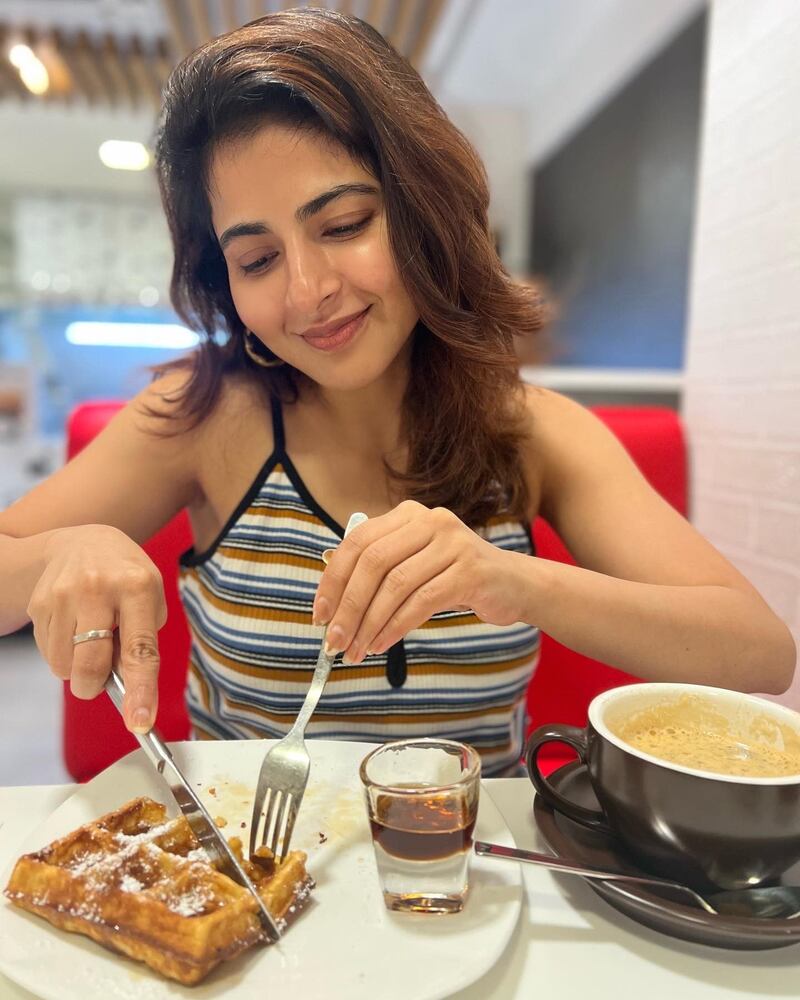 Ish menon casual candid viral