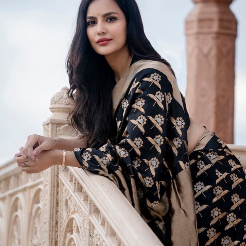 Priya andad new video