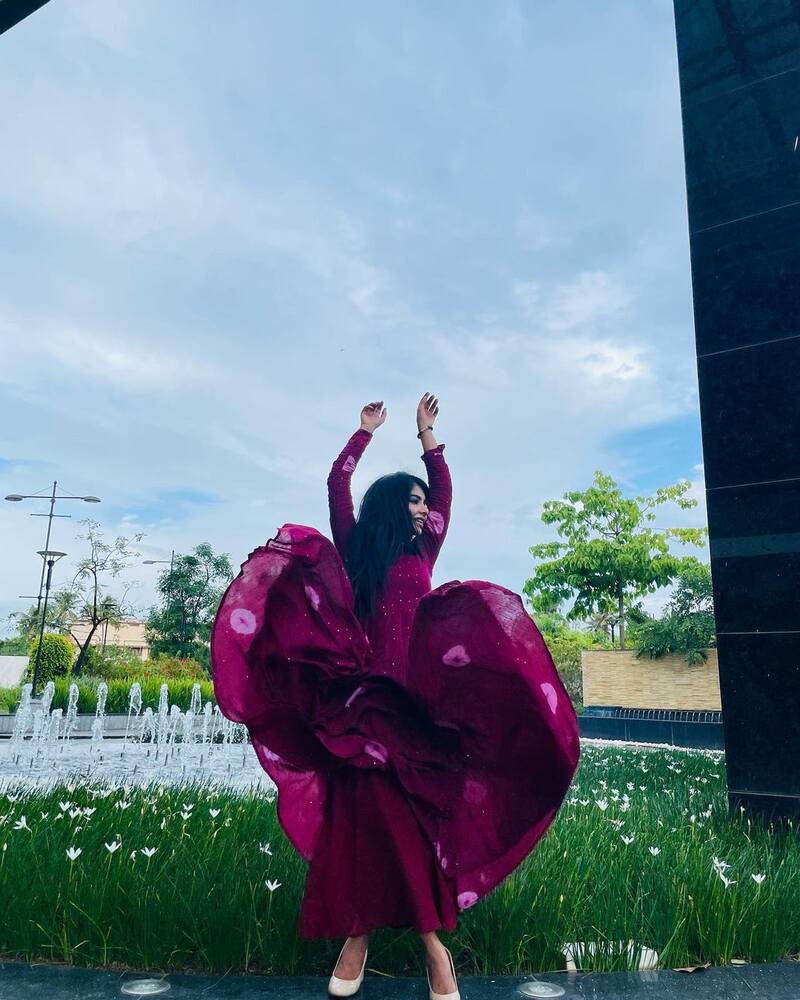 Pavithra lakshmi new hot