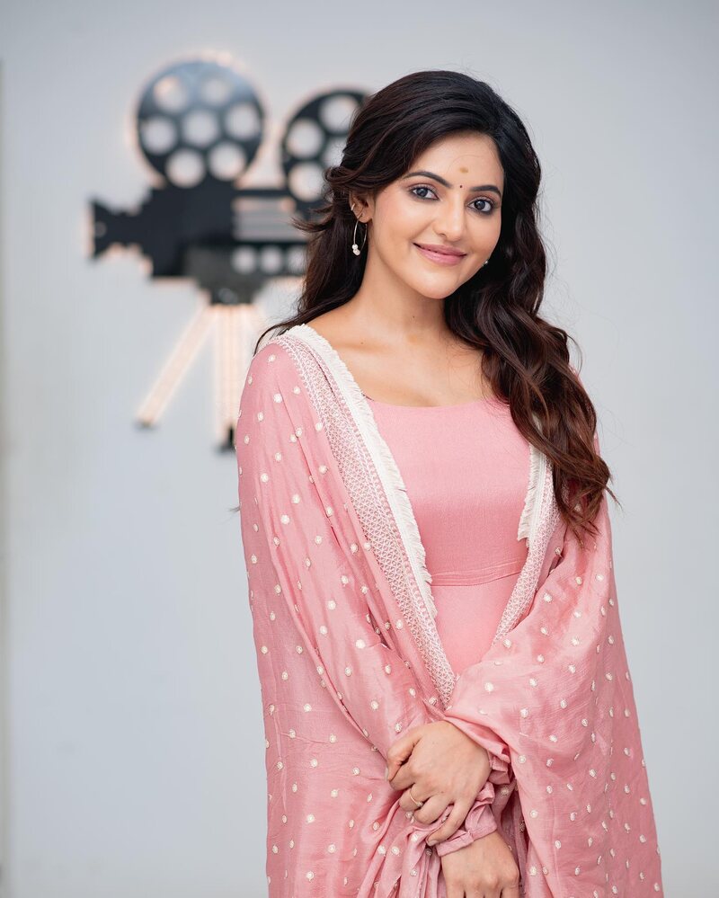 Athulya ravi new clicks
