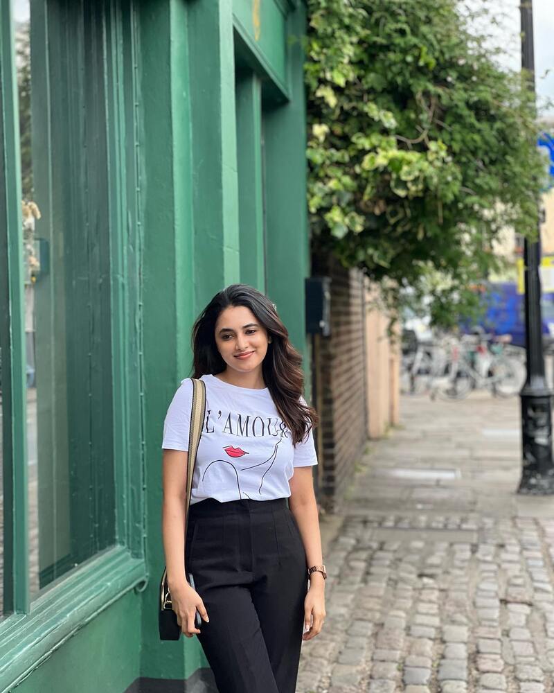 Priyanka mohan new clicks