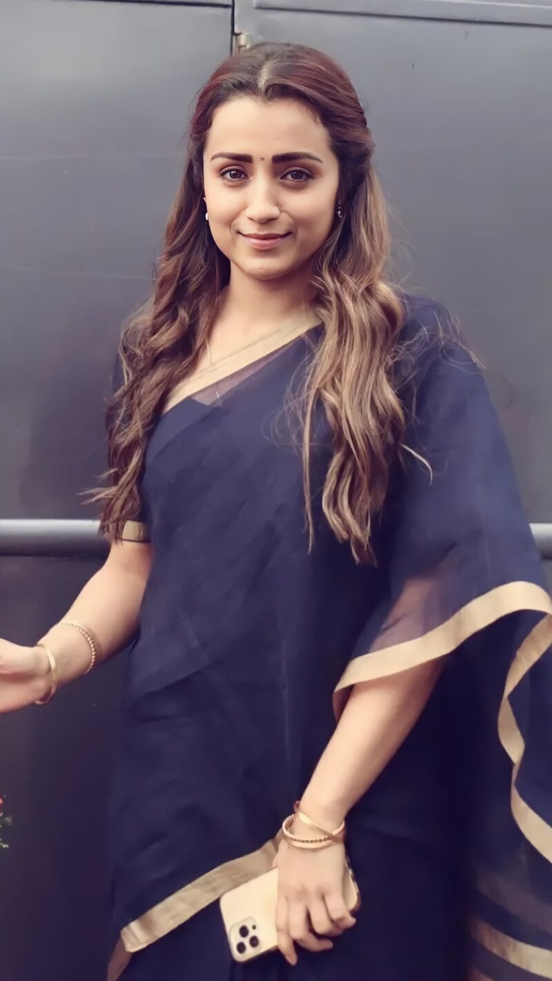 Trisha the road photos viral