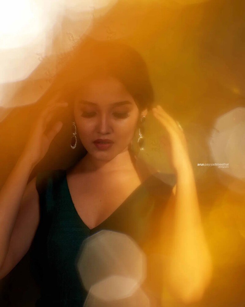 Anikha surendran new clicks