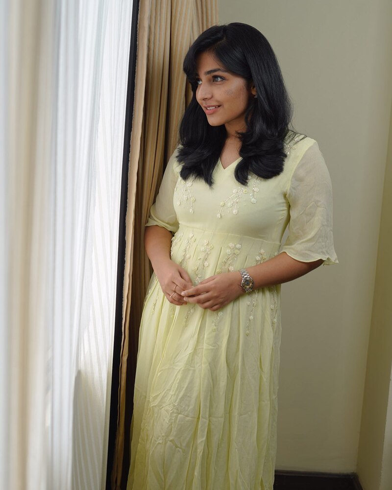 Rajisha vijayan new clicks