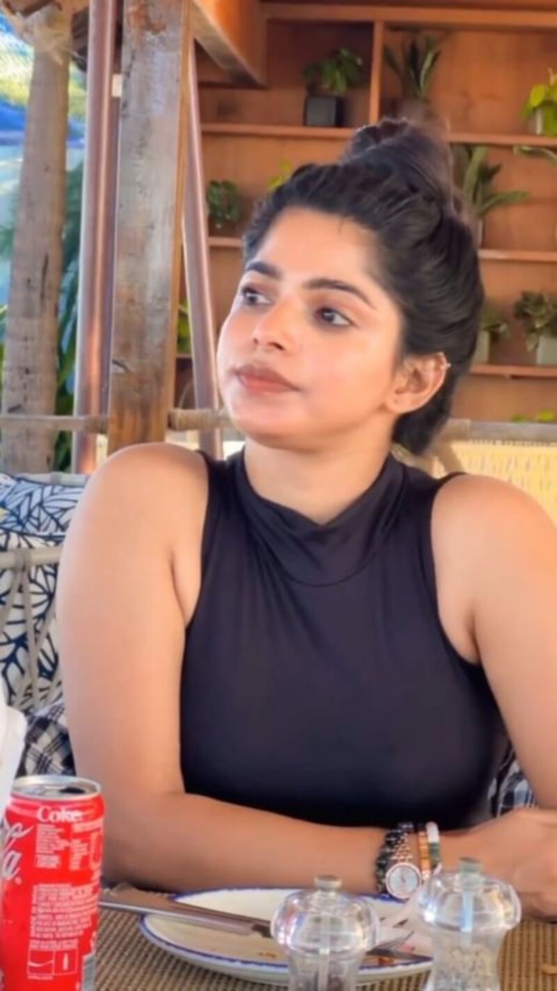 Divya bharathi new hot