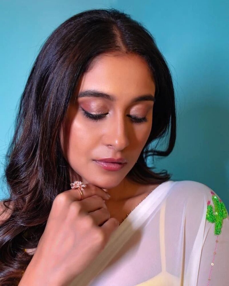 Regina cassandra new clicks