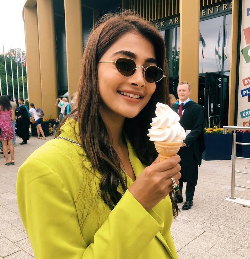 Hegde pooja new clicks