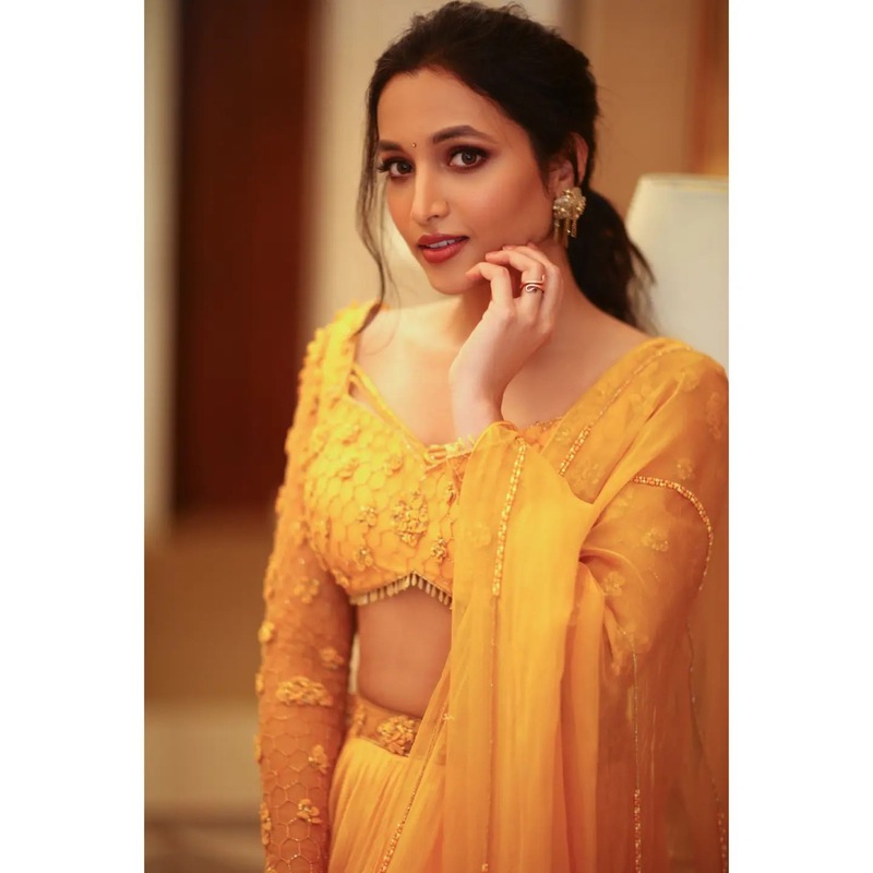Srinidhi shetty in yellow