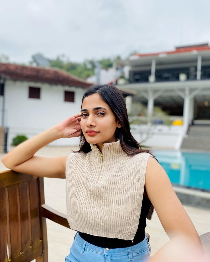 Losliya mariya new clicks