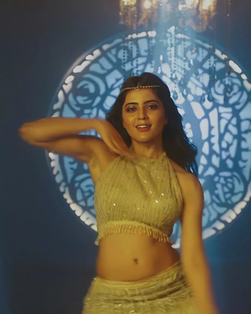 Amritha aiyer new clicks