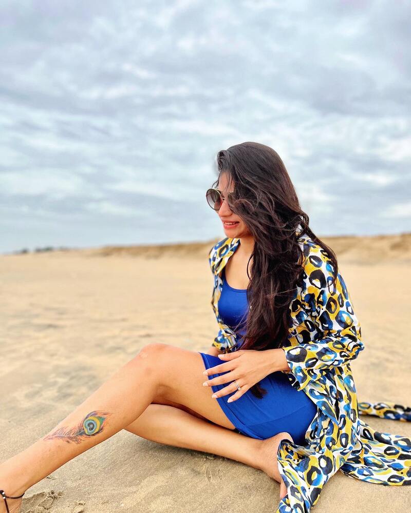 Actress viji latest pics