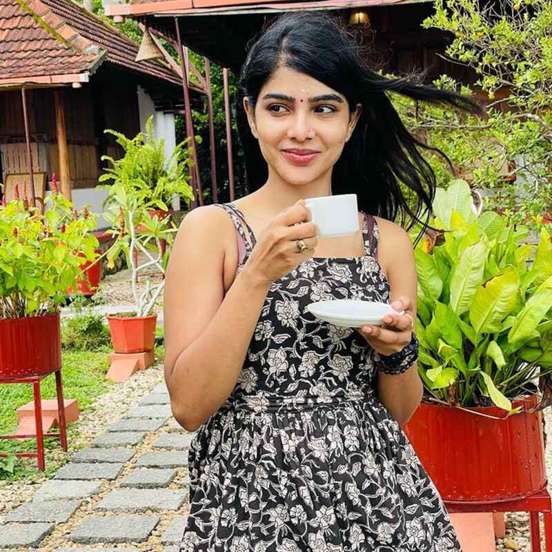 Pavithra lakshmi new clicks