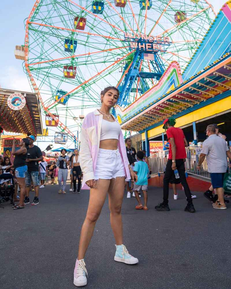 Pooja hegde new clicks