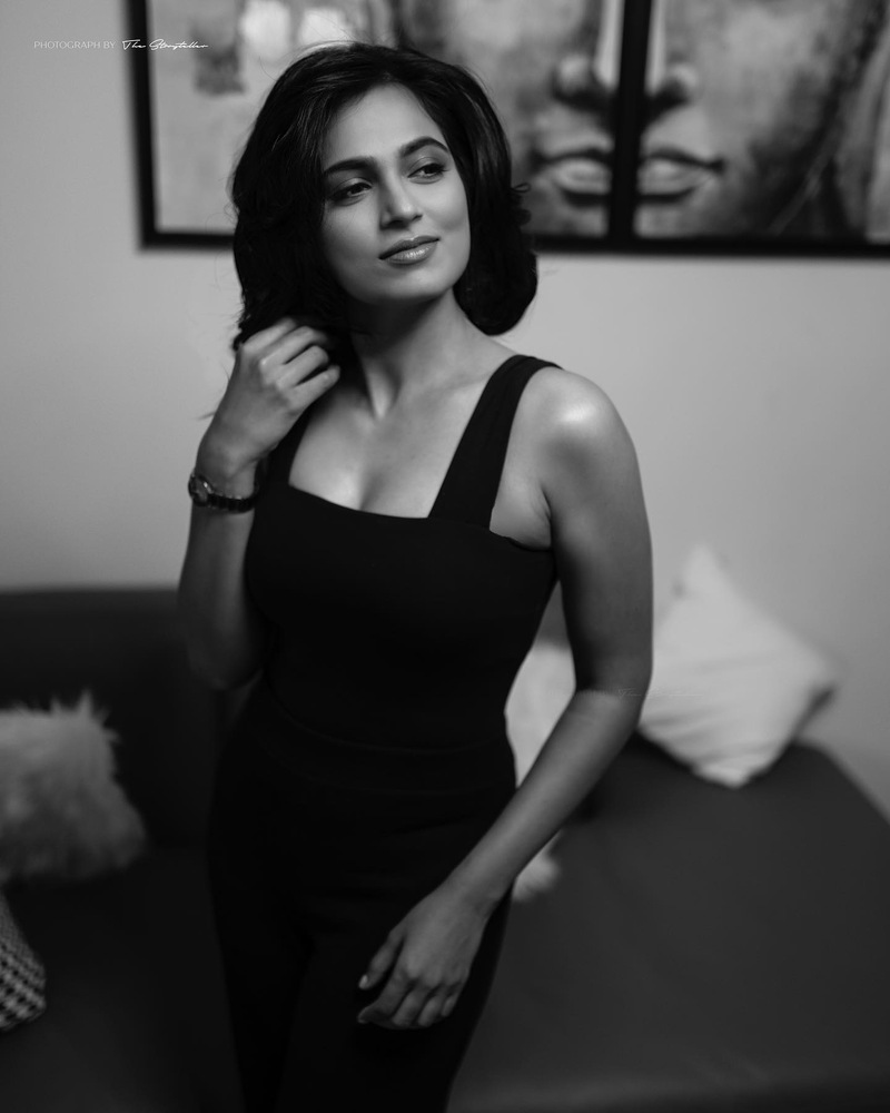 Ramya pandian new clicks