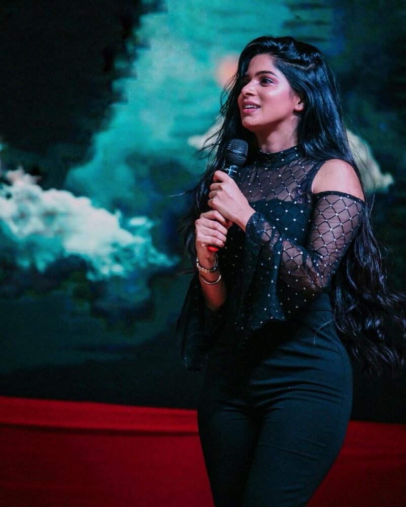 Divya bharathi new clicks