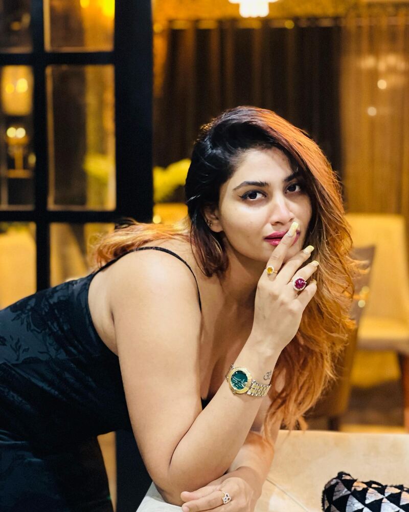 Shivani narayanan new clicks
