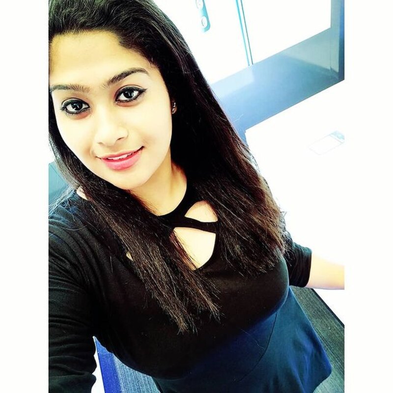 Shobanaa muthalagu new clicks