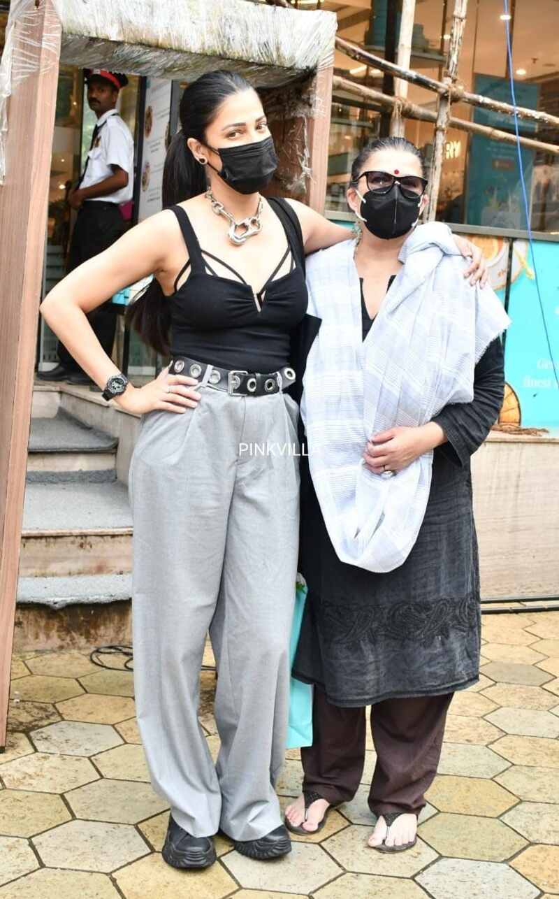 Shruti sarika latest clicks