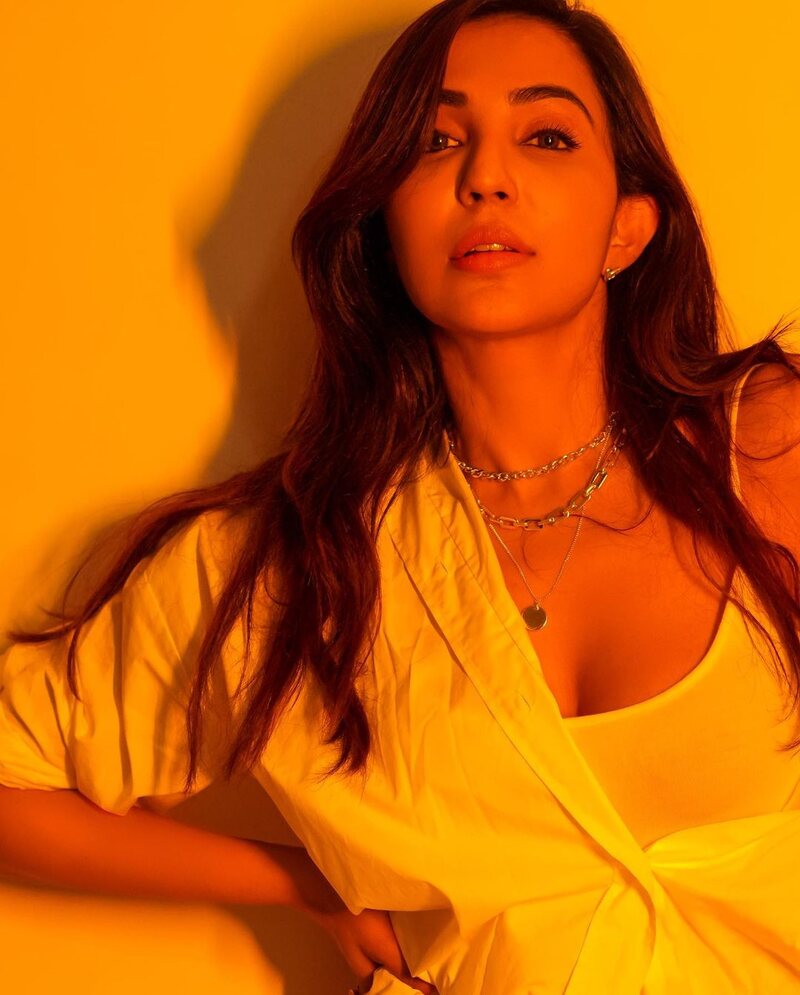 Parvathi nair latest clicks