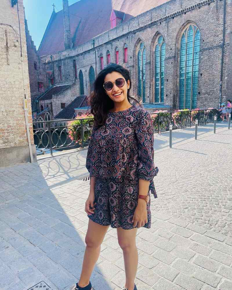 Priya tamil new clicks