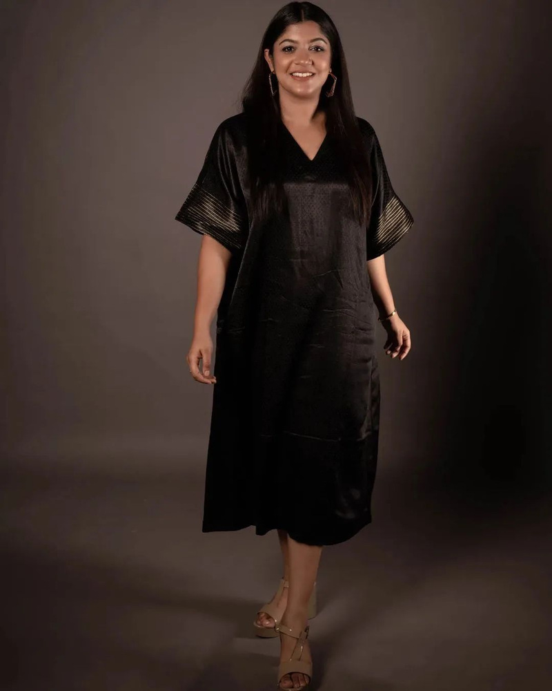 Aparna balamurali new clicks