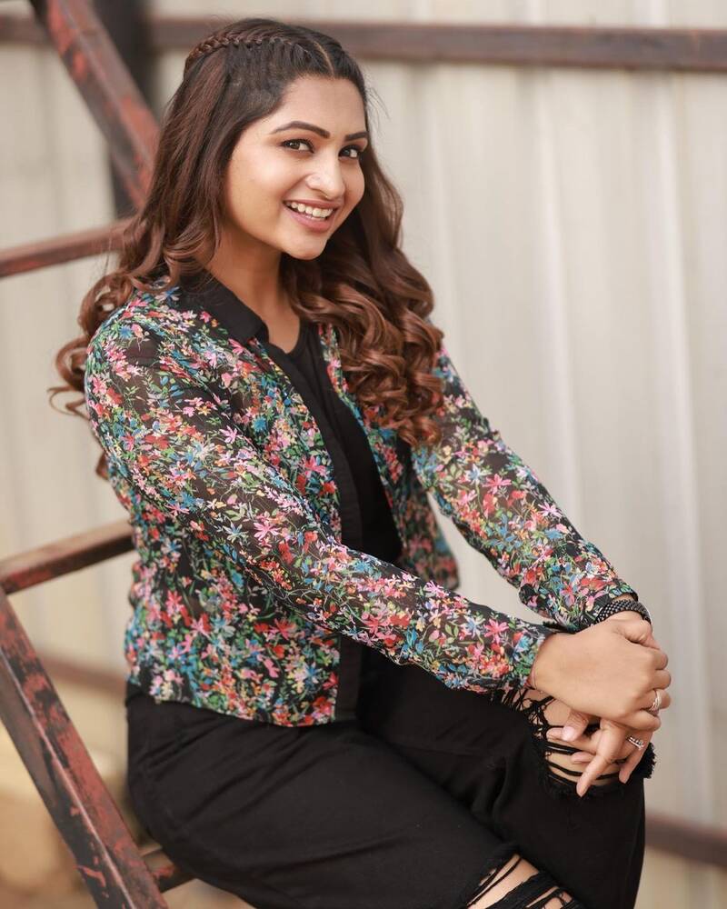 Nakshathra nagesh new clicks
