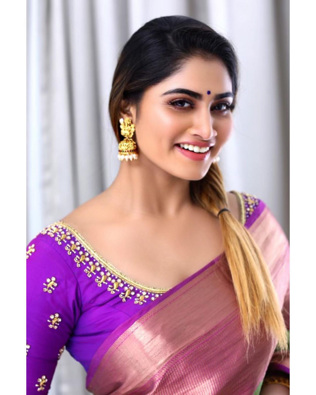 Shivani narayanan new clicks