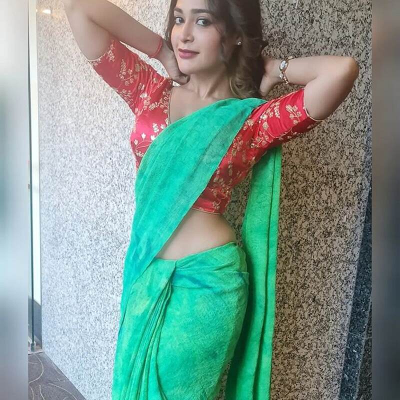Dharsha gupta new hot bath clicks