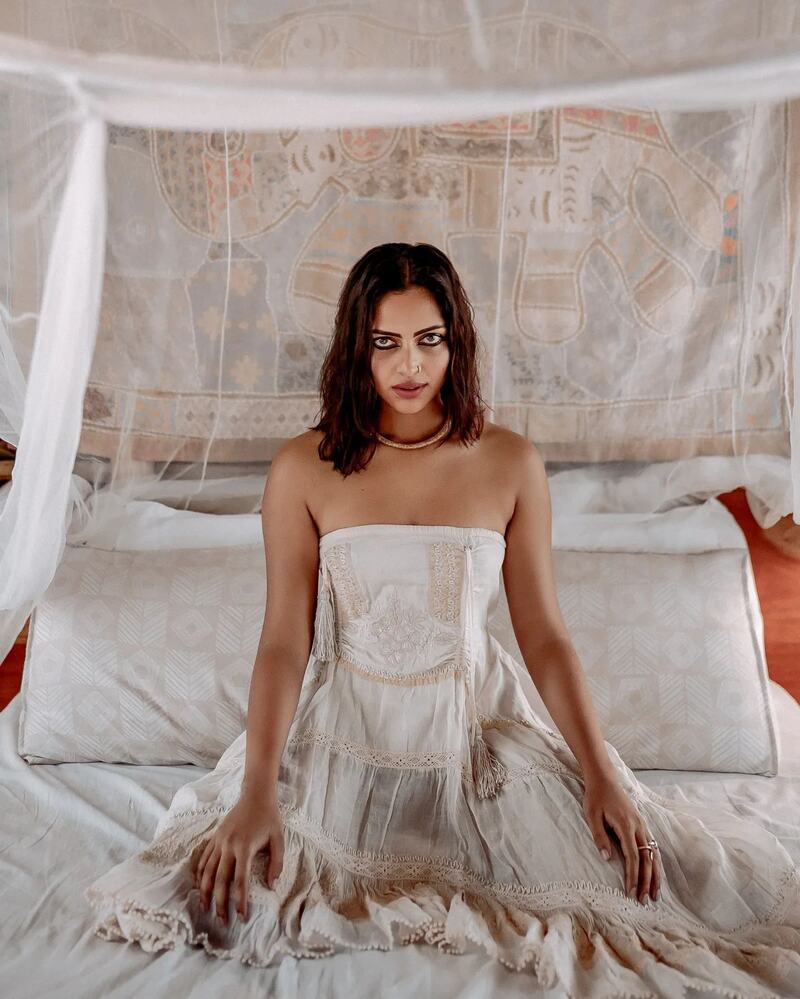 Amala paul new hot recent clicks