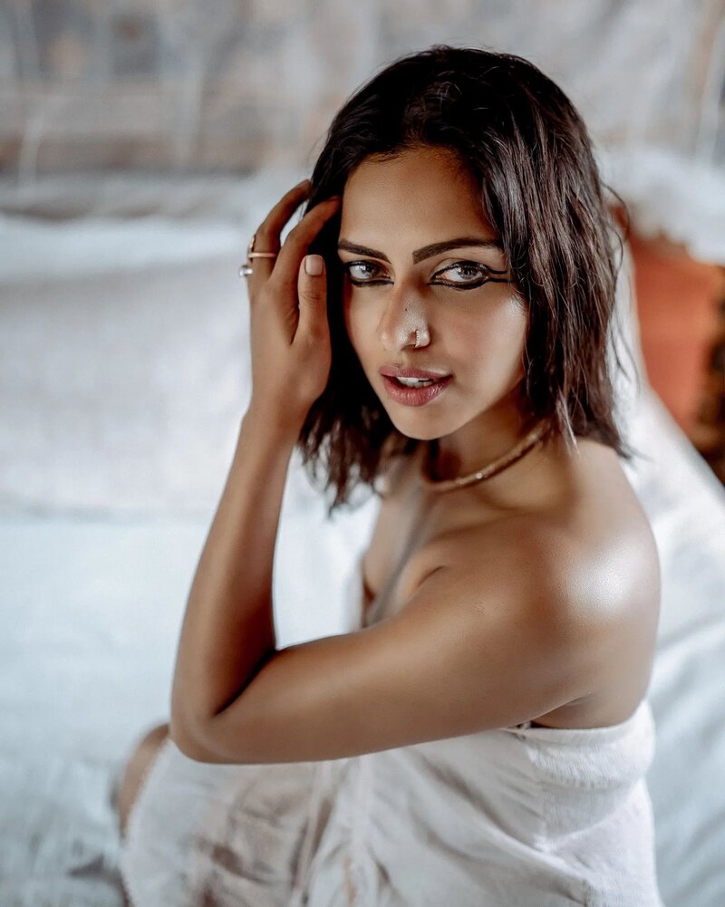 Amala paul new hot recent clicks