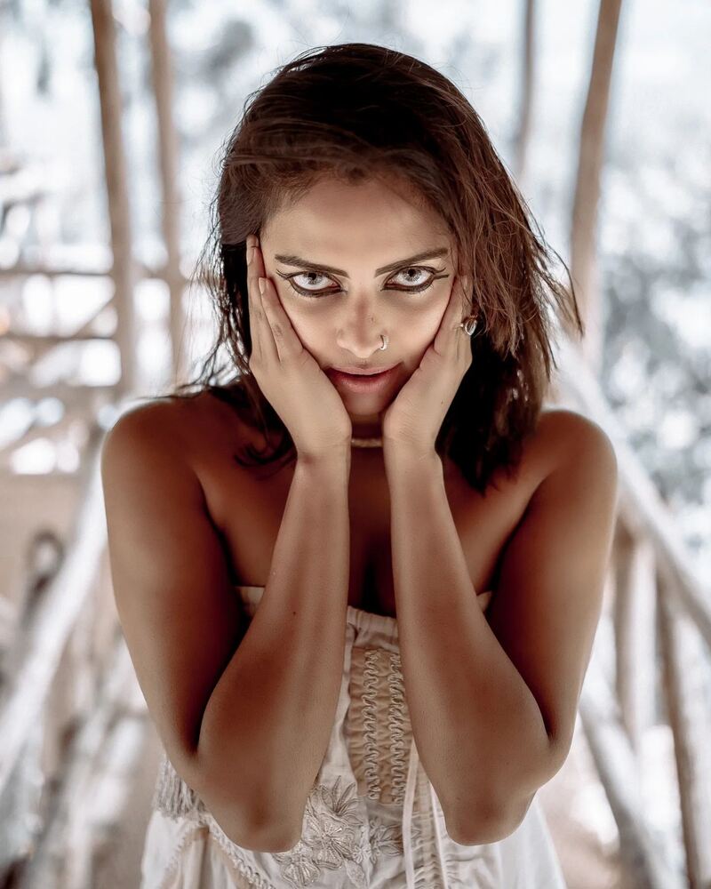 Amala paul new hot recent clicks