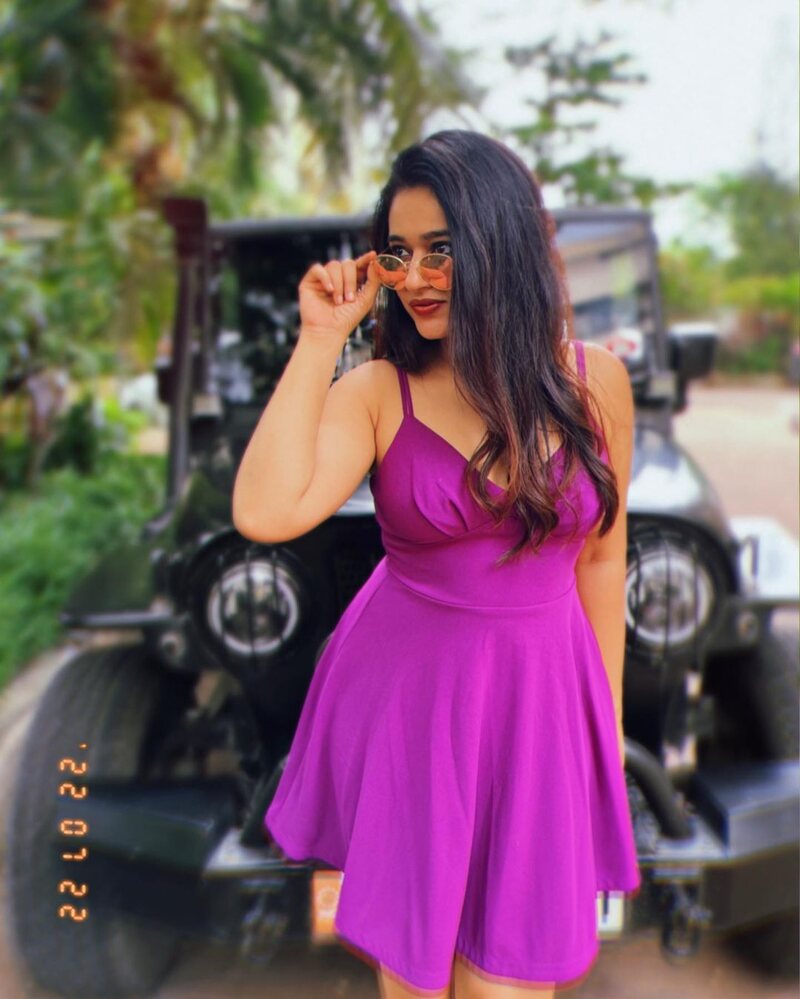 Poonam bajwa new hot video viral