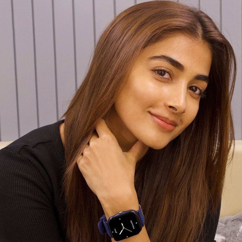 Pooja hegde new hot clicks glass