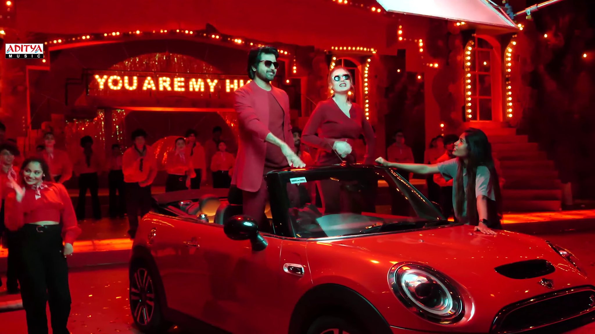 Prince first singil video viral