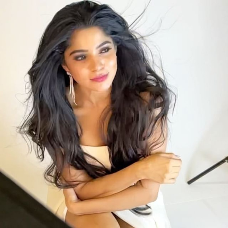 Divya bharathi new hot video viral