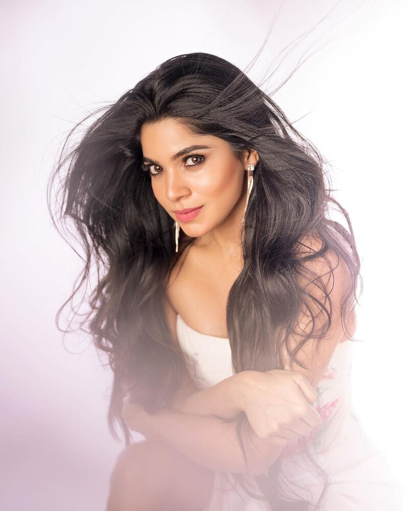 Divya bharathi new hot video viral