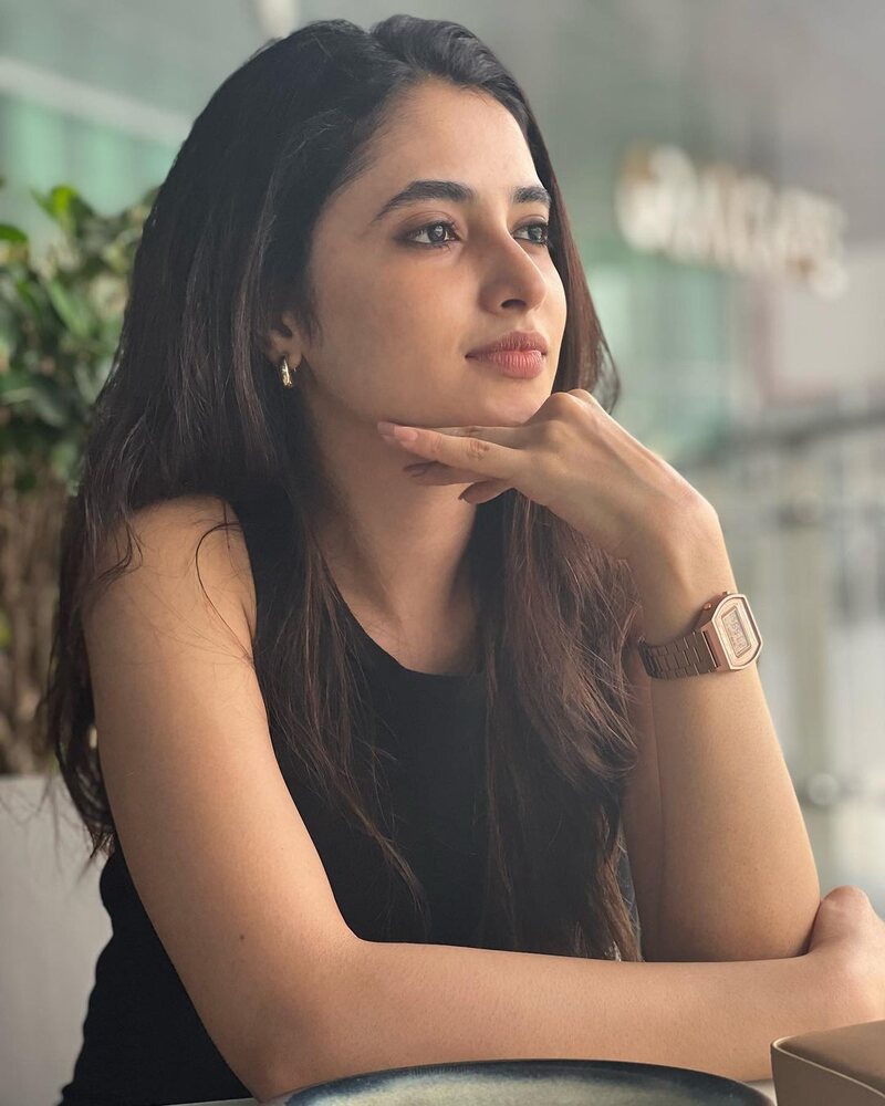 Priyanka mohan new hot clicks viral