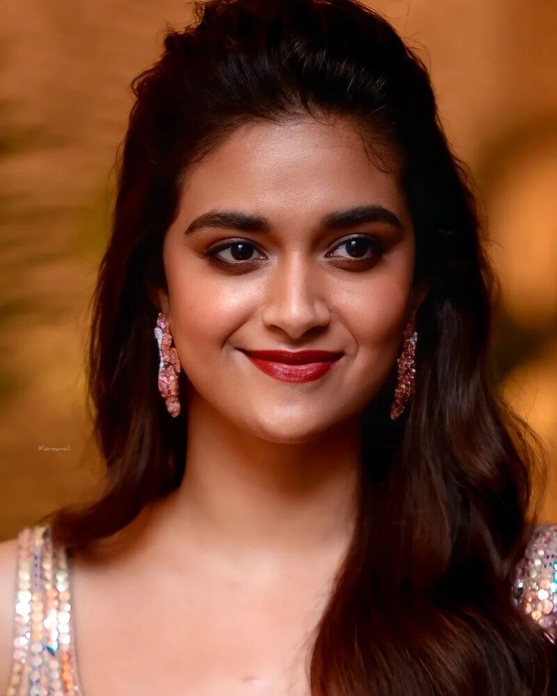 Keerthy suresh new hot clicks vedio