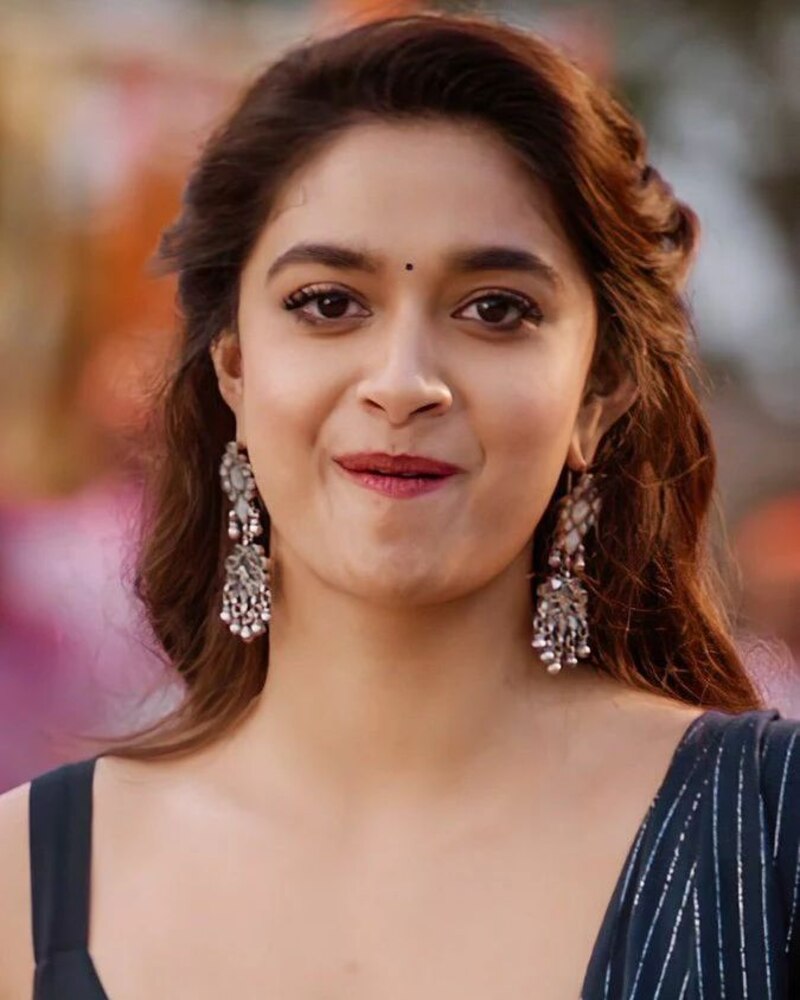 Keerthy suresh new hot clicks vedio