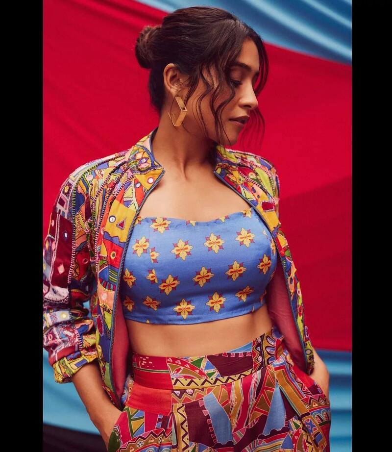 Regina cassandra new hot clicks viral