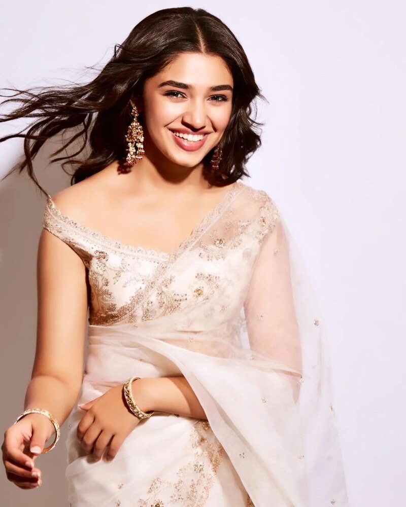 Krithi shetty new hot clicks saree