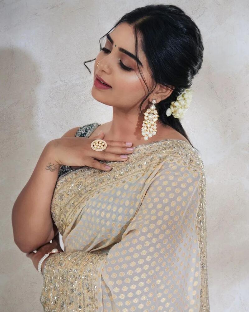 Gouri 96 new hot movie saree