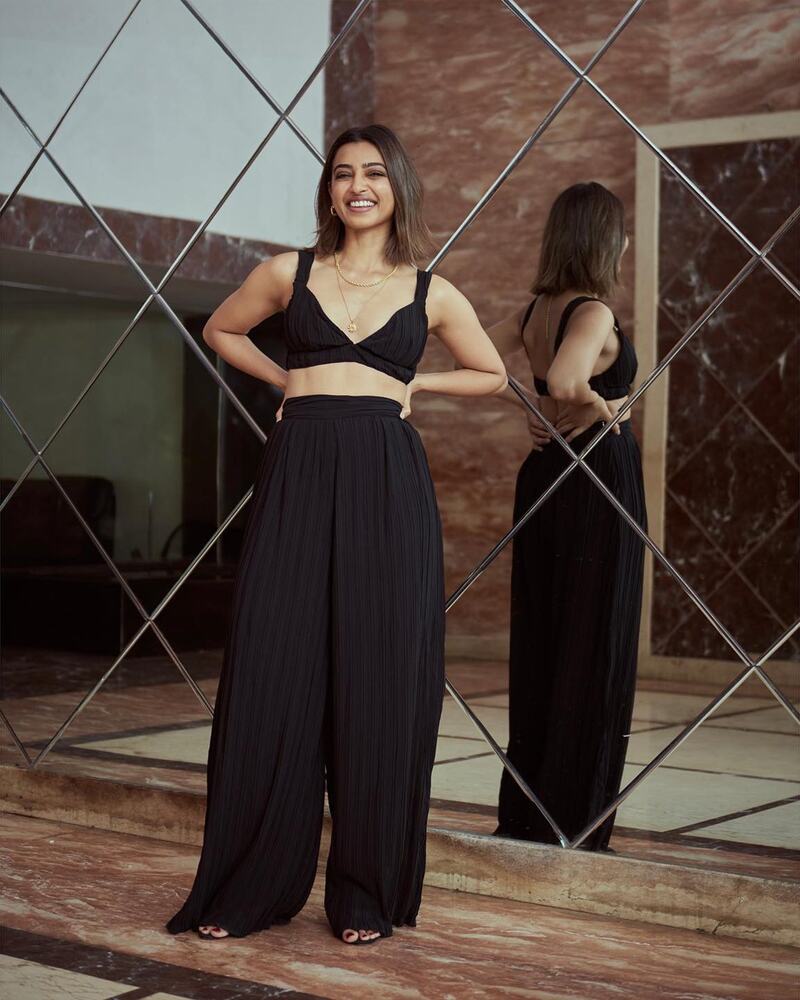 Kabali heroine latest hot photos