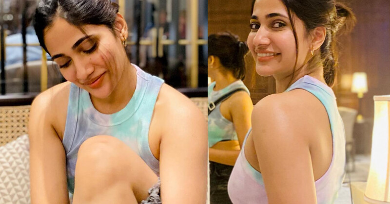 Losliya tamil new hot saree biggboss