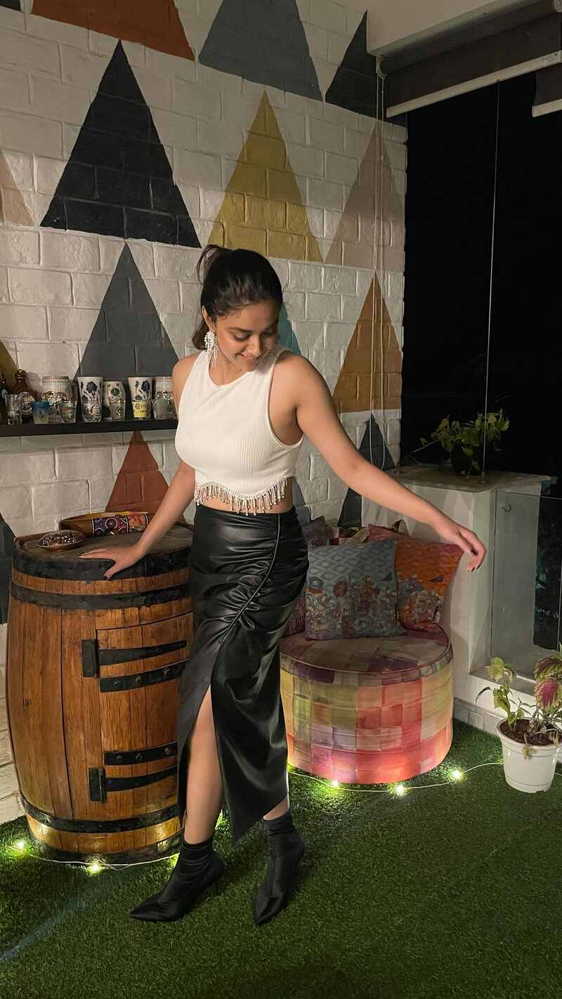 Keerthy suresh new hot