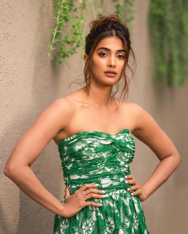Pooja hegde new beast hot clicks