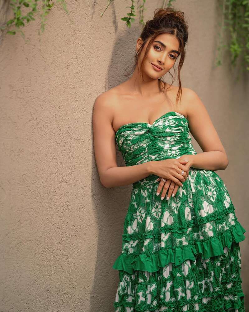 Pooja hegde new beast hot clicks