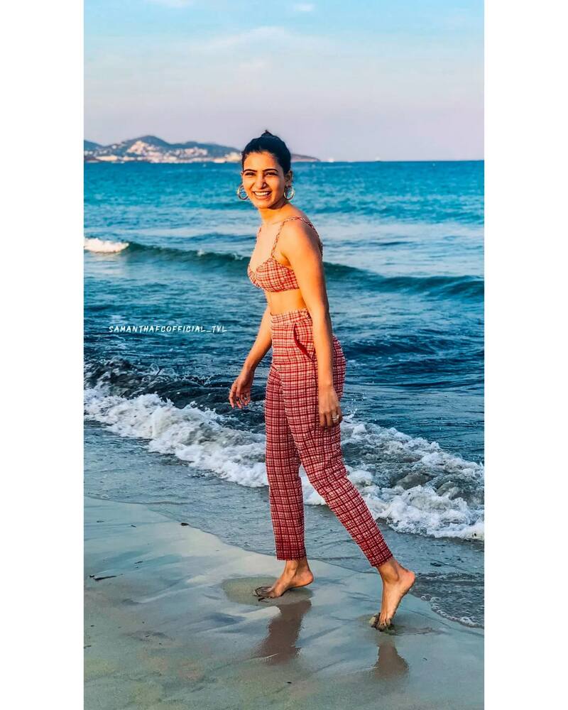 Samantha beach new hot