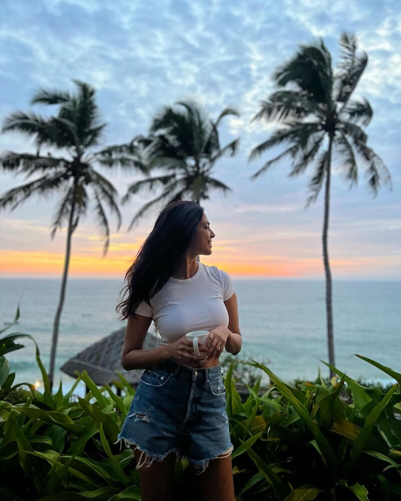 Malavika mohana new hot